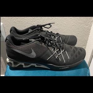 Nike Reax Lightspeed Black and Silver
